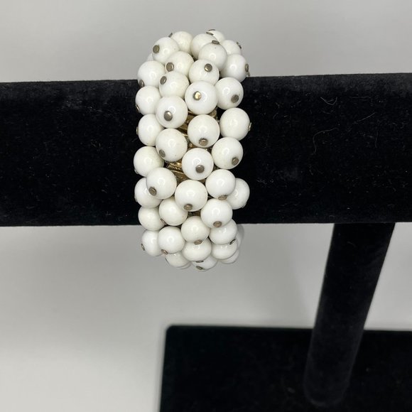 Vintage White Glass Facetted Beaded Bracelet - Picture 1 of 4